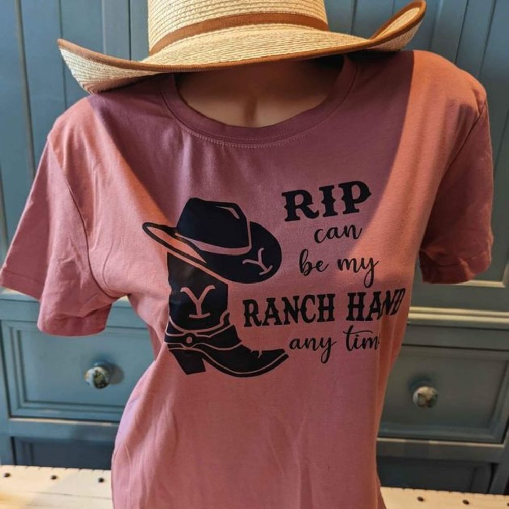 Women's Yellowstone Rip Wheeler T-shirt Top Tee Large